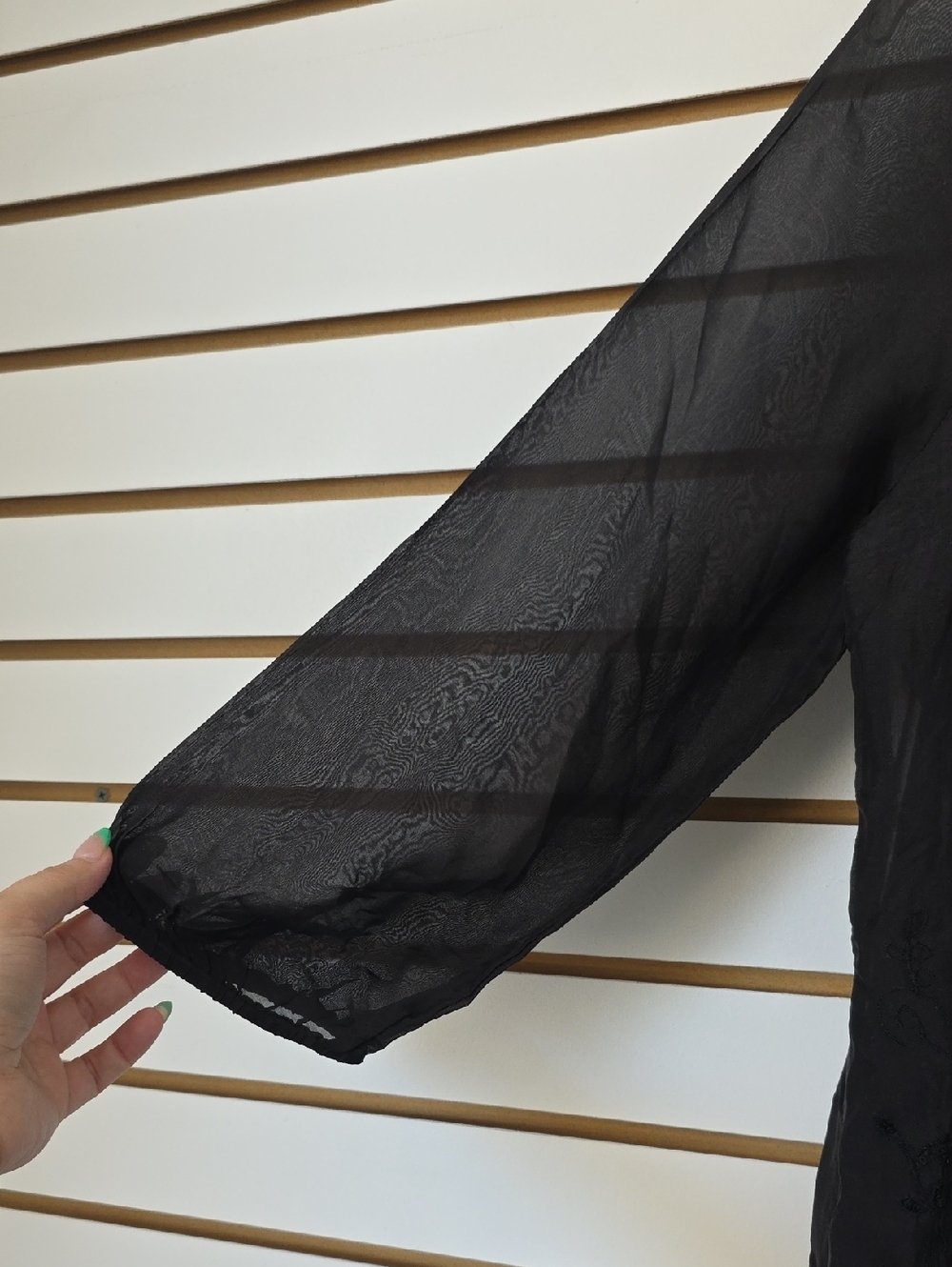 J. Peterman Beaded Semi Sheer Blouse - Picture 4 of 6